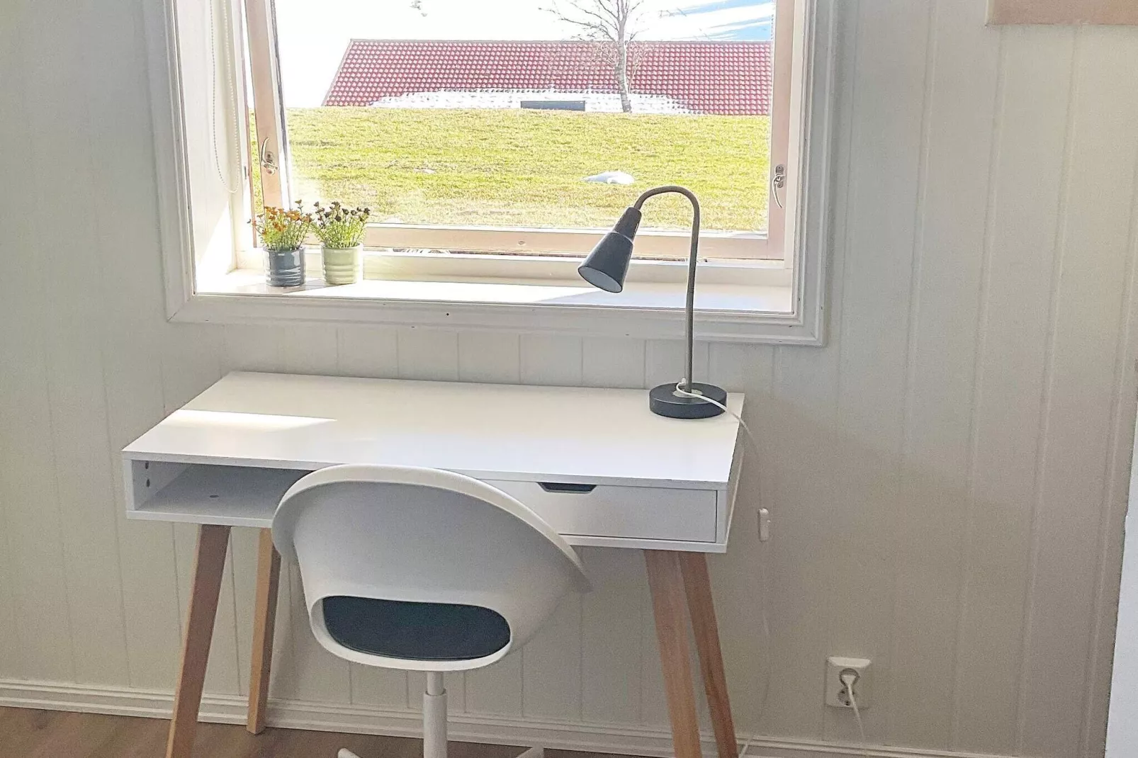 6 person holiday home in AVERØY-By Traum-Indoor