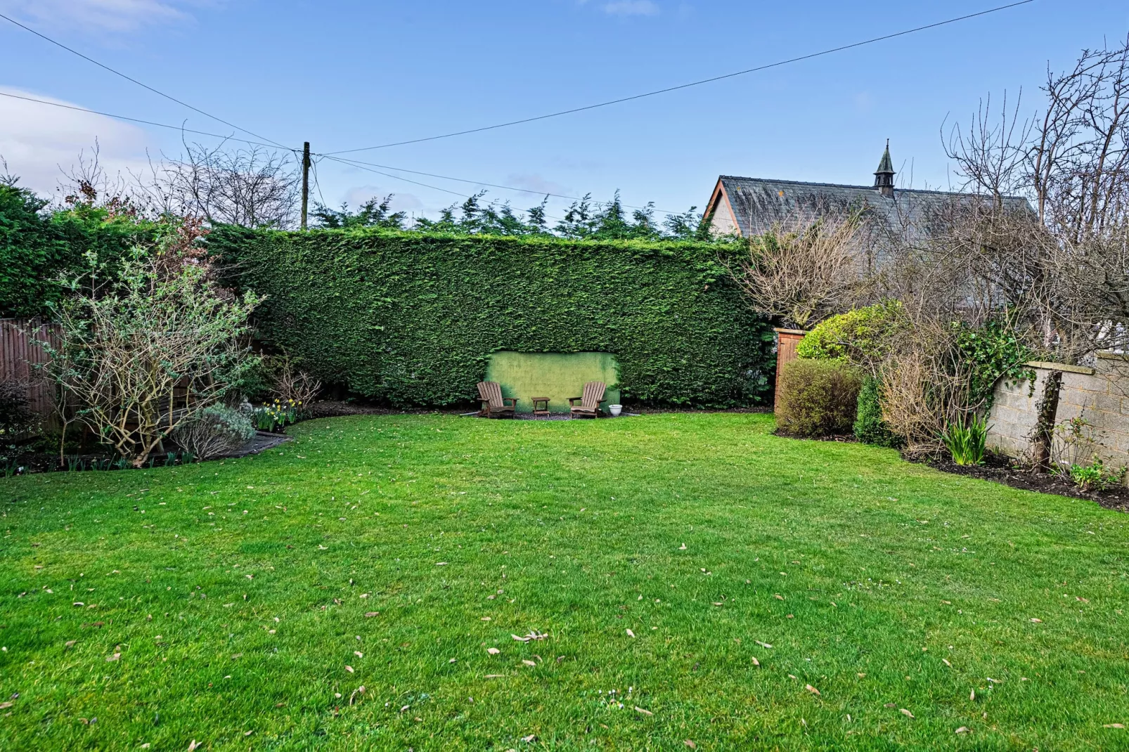 Cesail Y Mynydd-Gardens summer