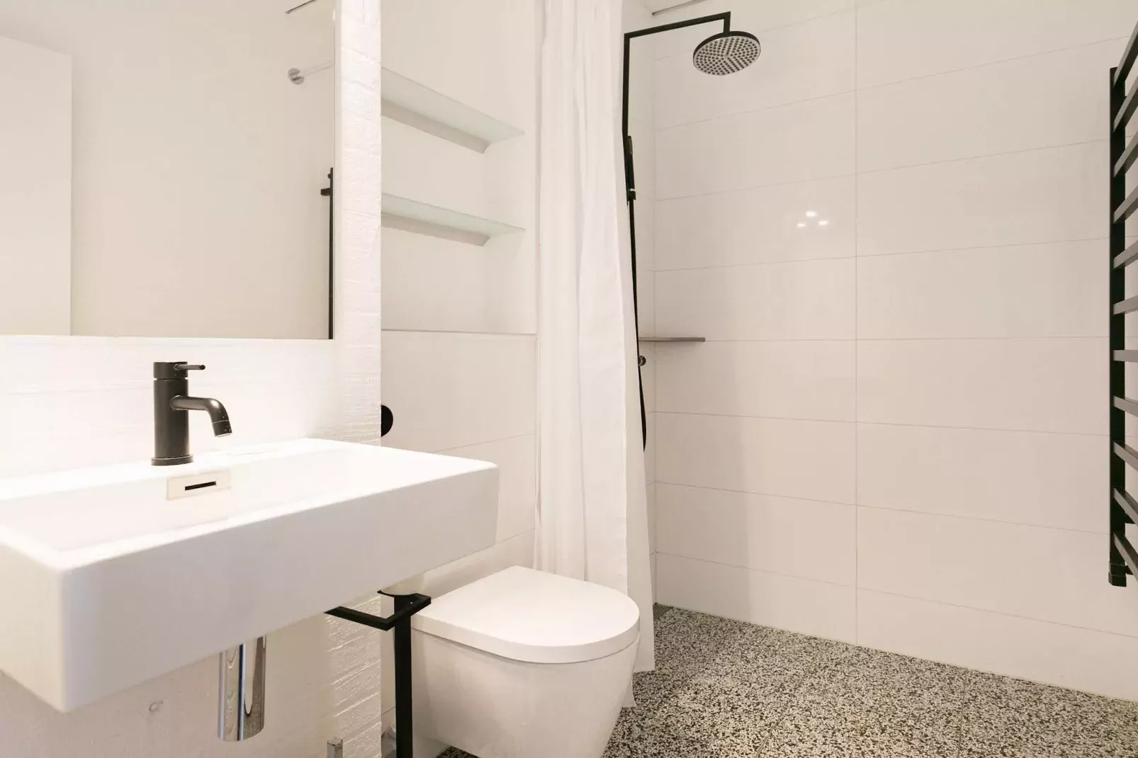 2 room w/seaview-Indoor