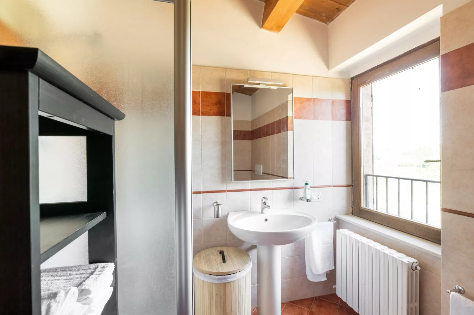 Casa Del Nonno-Bathroom