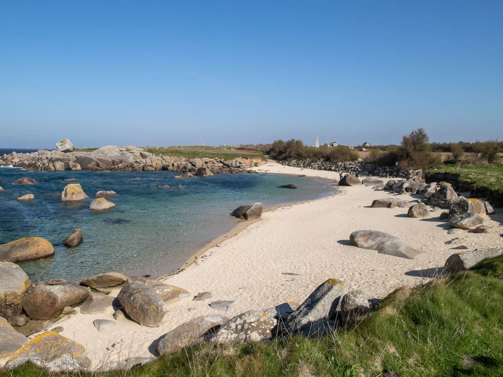 Les Romarins-Outside