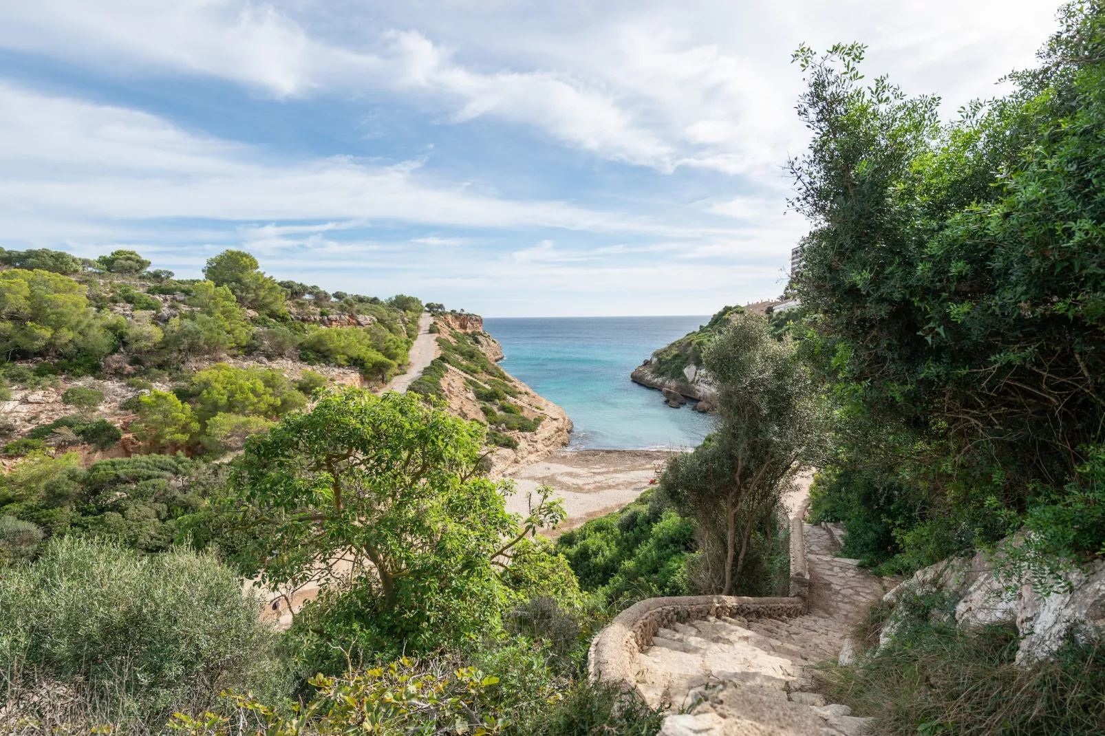 Es Mirador (cales De Mallorca)-Areas summer 5km