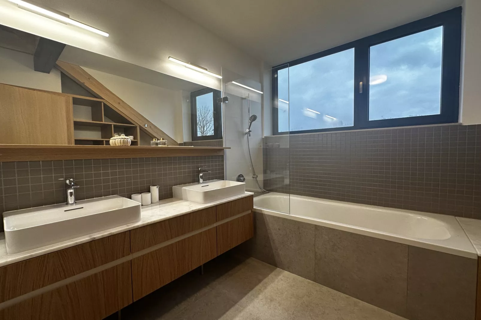 Cerny Dul KCB045 Villa-Badezimmer