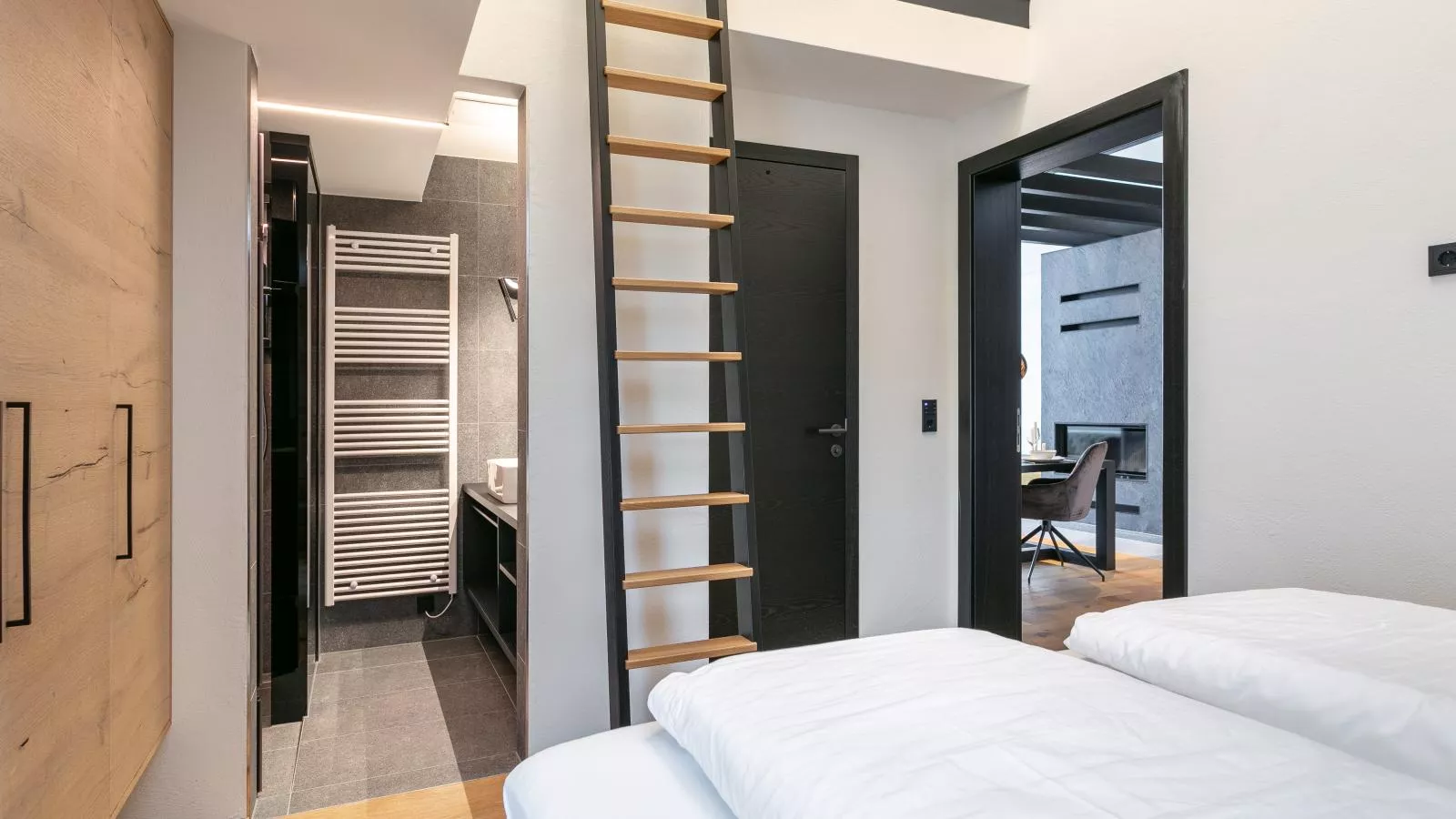 Adult Only Superior Suite-Bedroom