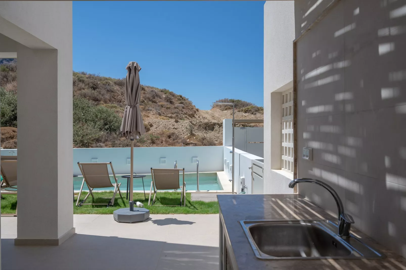 Corallia villa 3-Outdoor