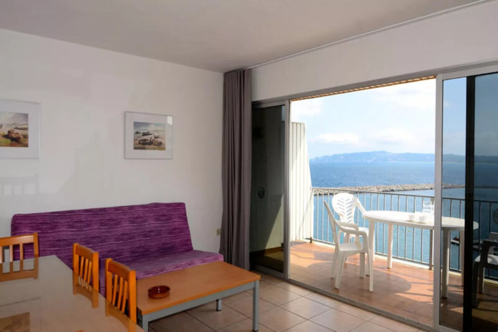 Appartements à L'Estartit-Exterior summer