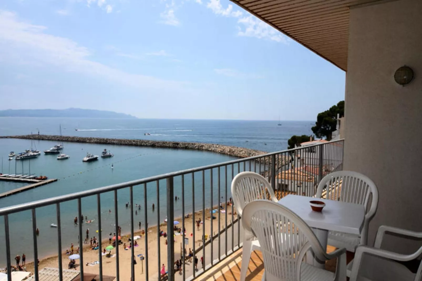 Appartements à L'Estartit-Exterior summer