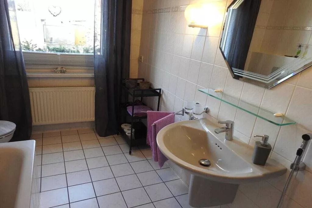 431674-Nicht getaggt