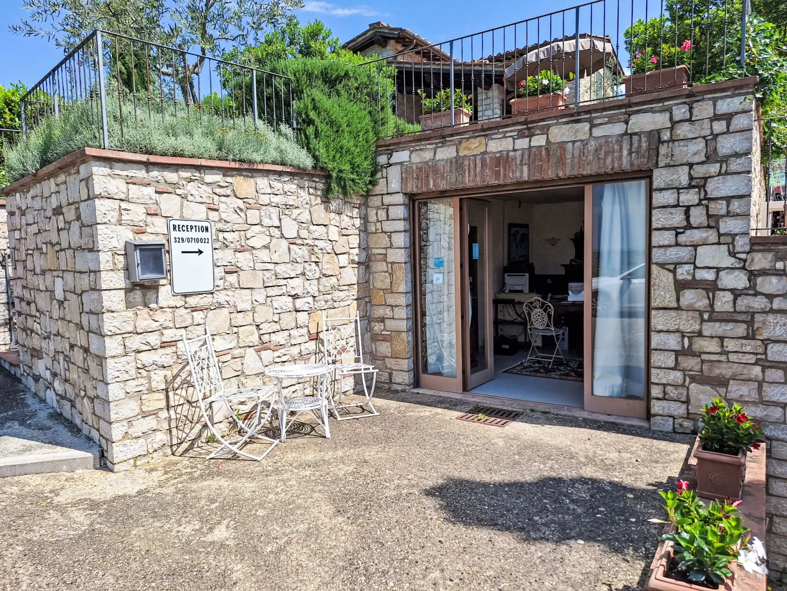 San Regolo-Outside