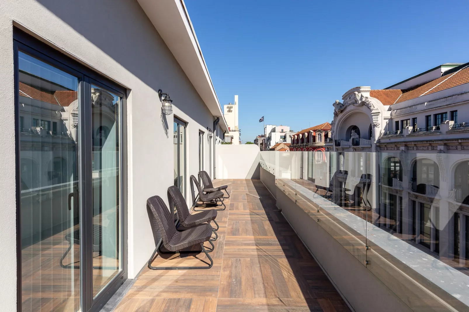 YOUROPO - Central-Terrassenbalkon