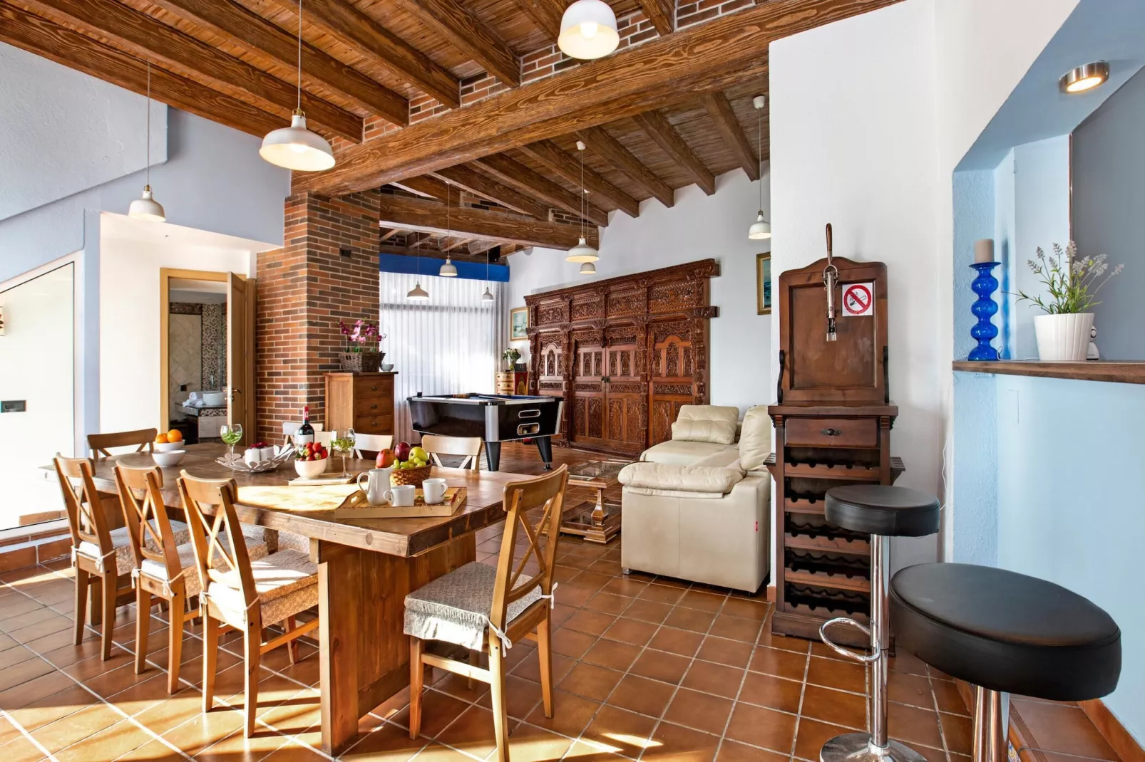 Canyelles-Dining room