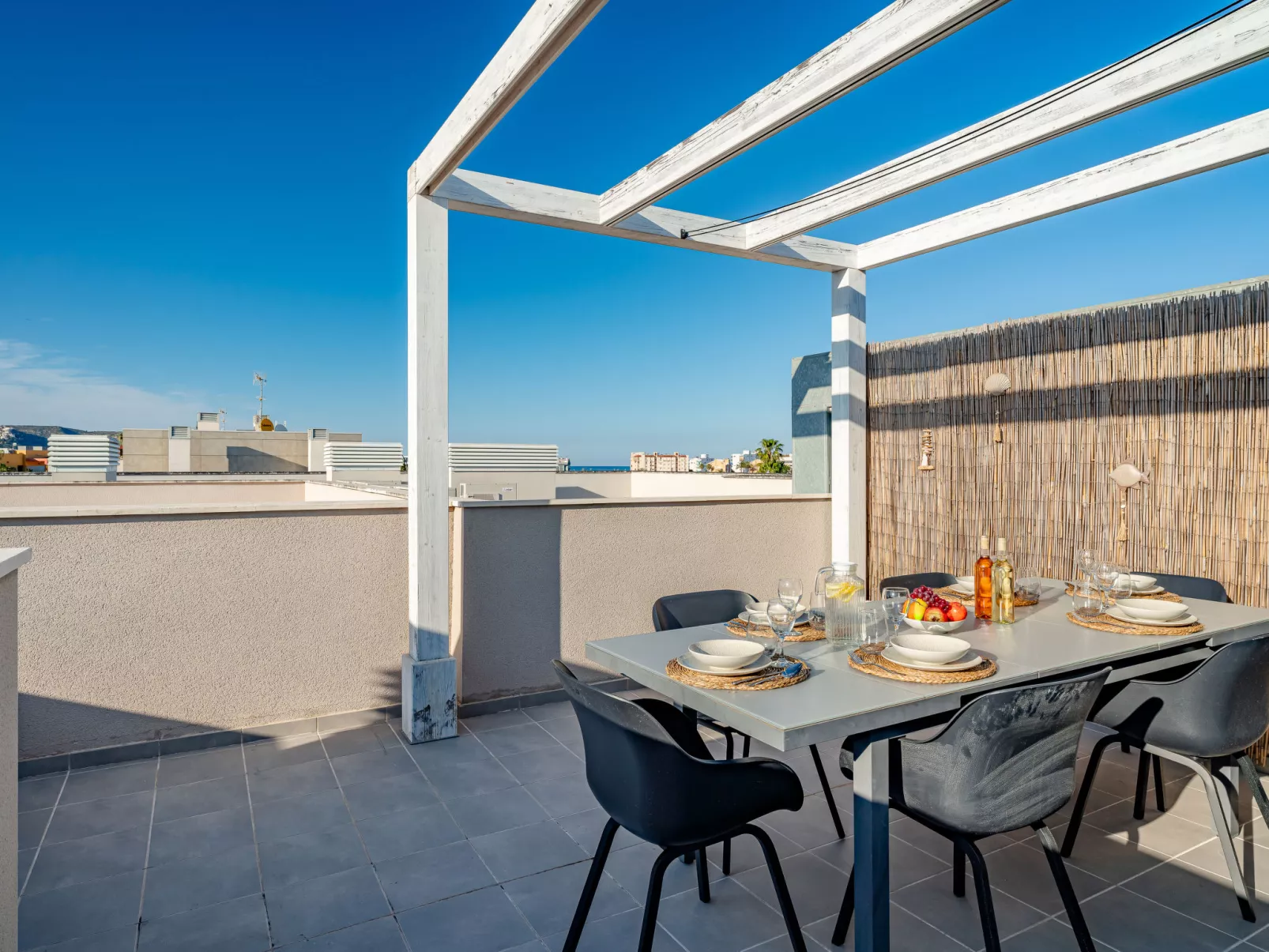 Arenal Boutique Suite-Outside