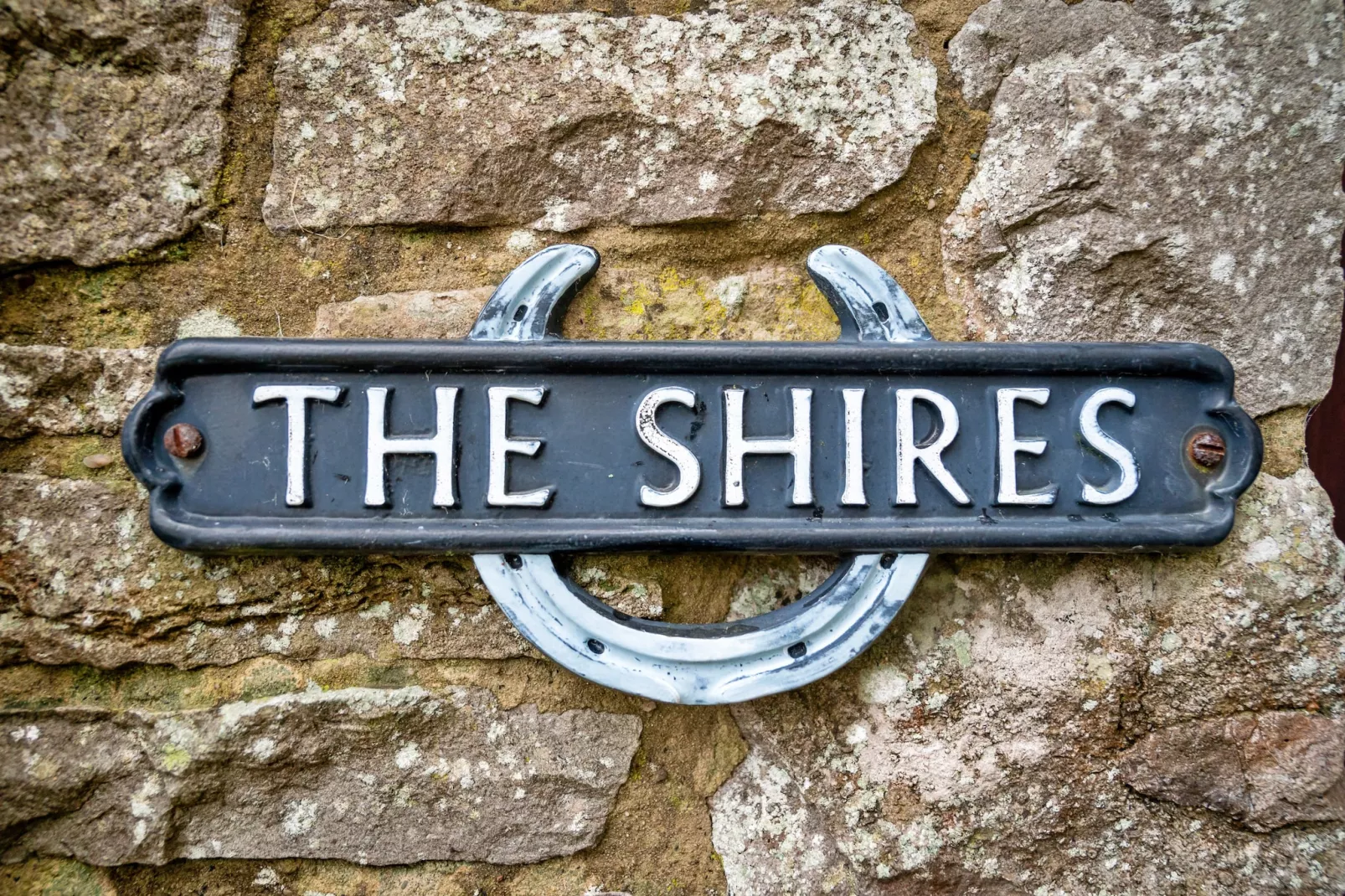 The Shires-Atmosphere