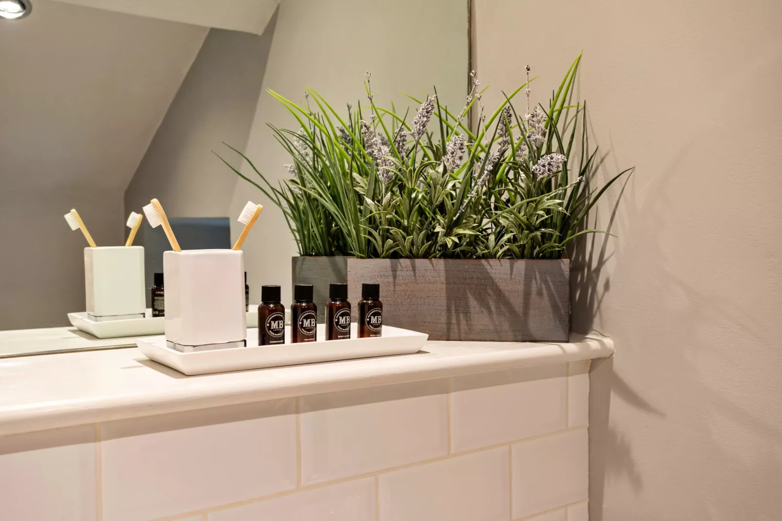 Ivy Cottage-Bathroom