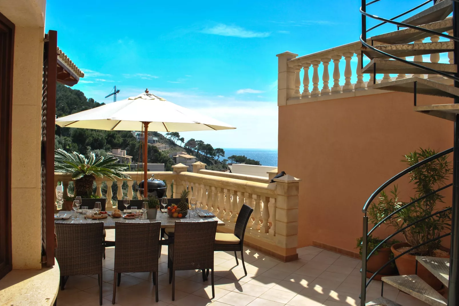 Wundeschönes & Nachhaltiges Casa Cap Vermell-Terrassenbalkon
