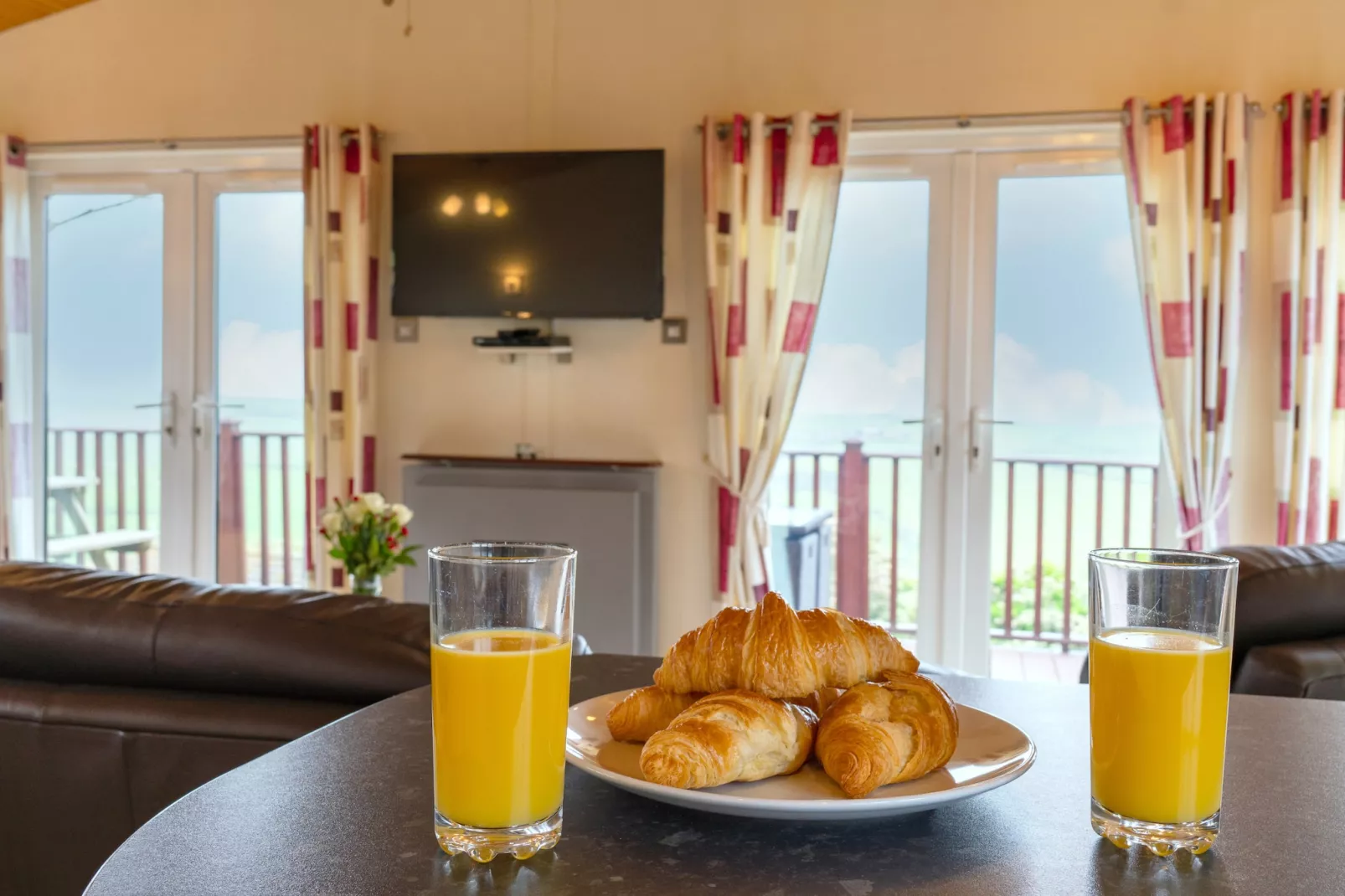 Whitsand Bay Lodge-Atmosphere