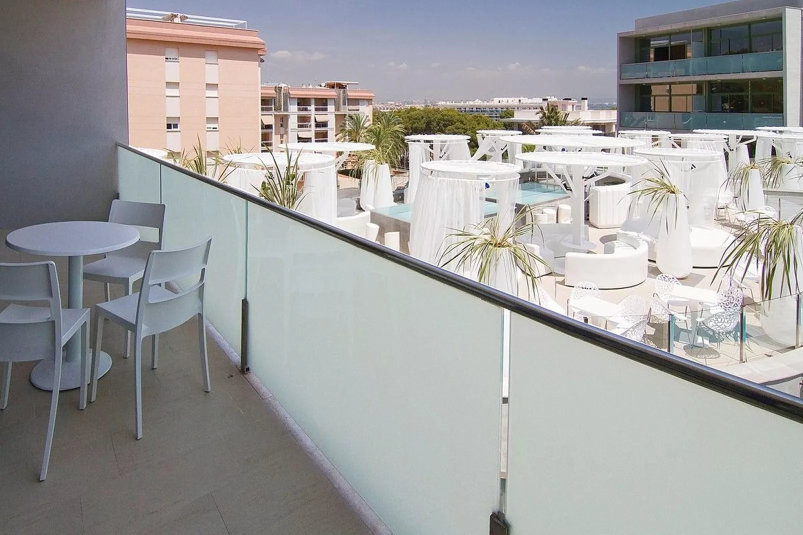 APOLO SUITES RENTALMAR 2/4-Aussicht Sommer
