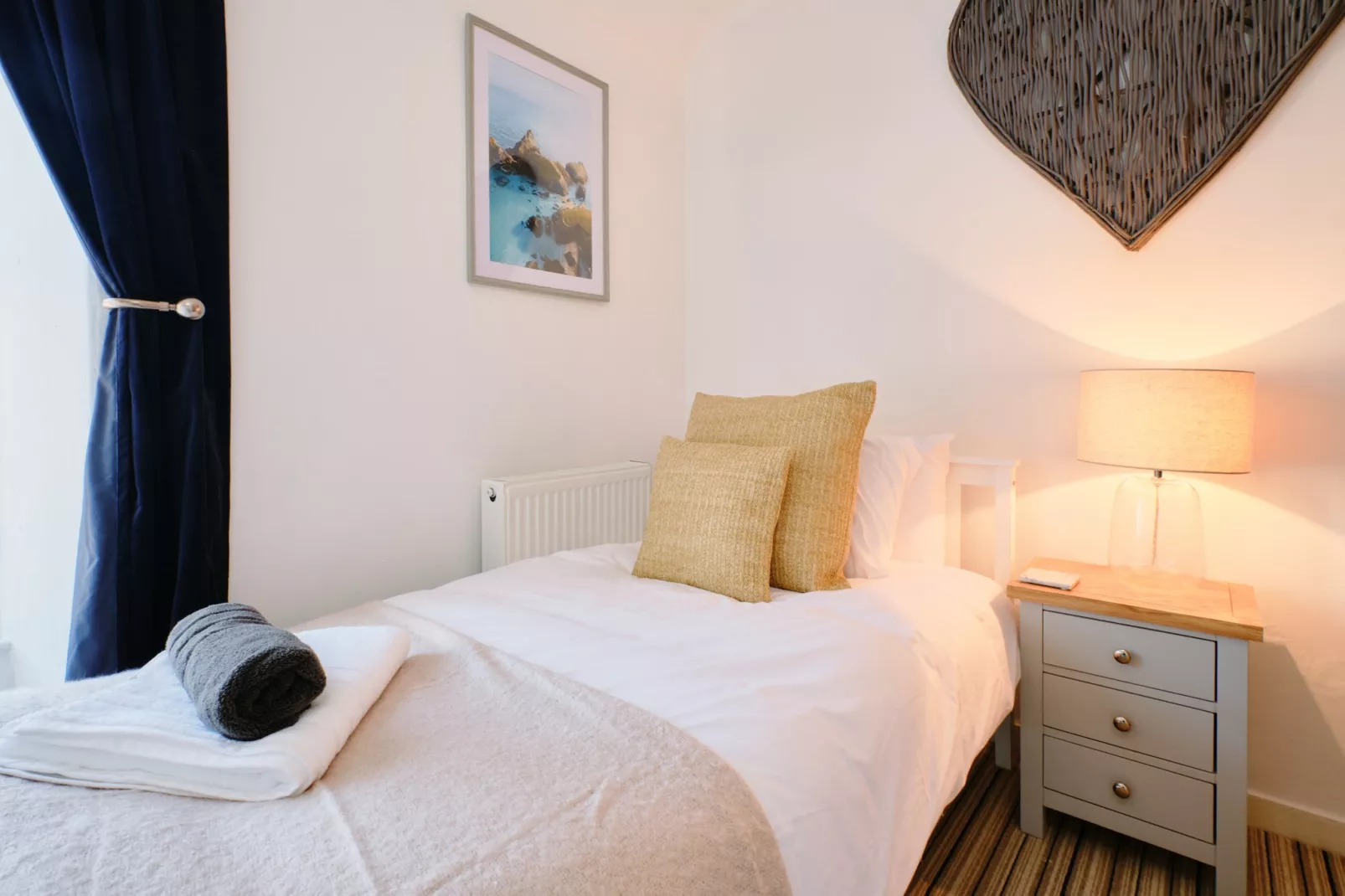 Scallop Cottage-Bedroom