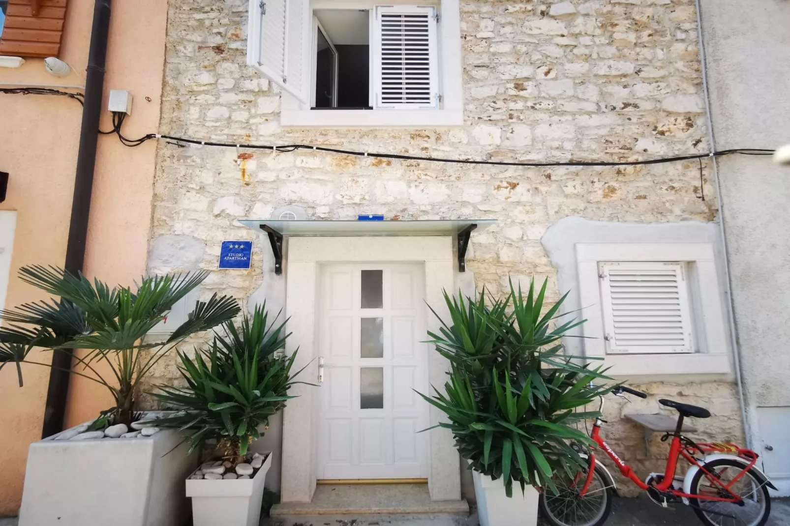 Sea View Holiday Home Umag - Three Bedroom Holiday Home-Outdoor