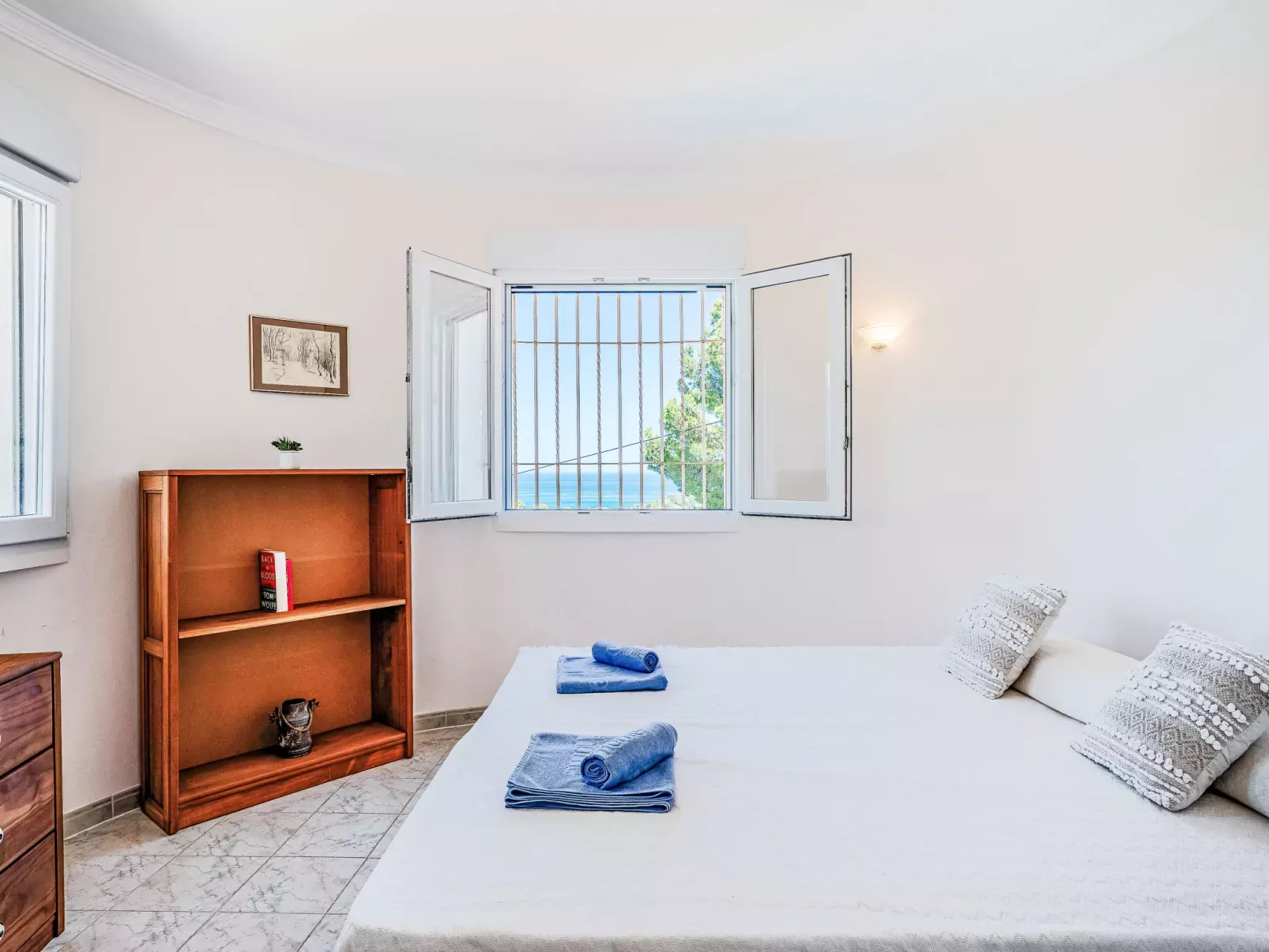 Villa Rosa-Inside