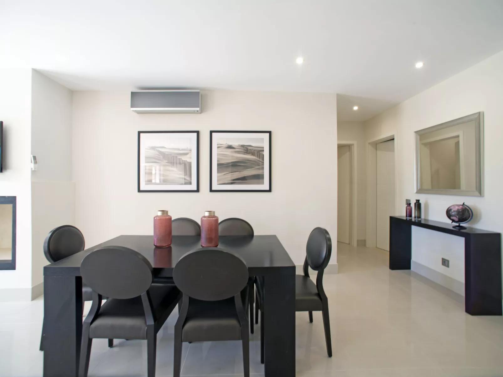 Pine Hills Turquesa-Inside