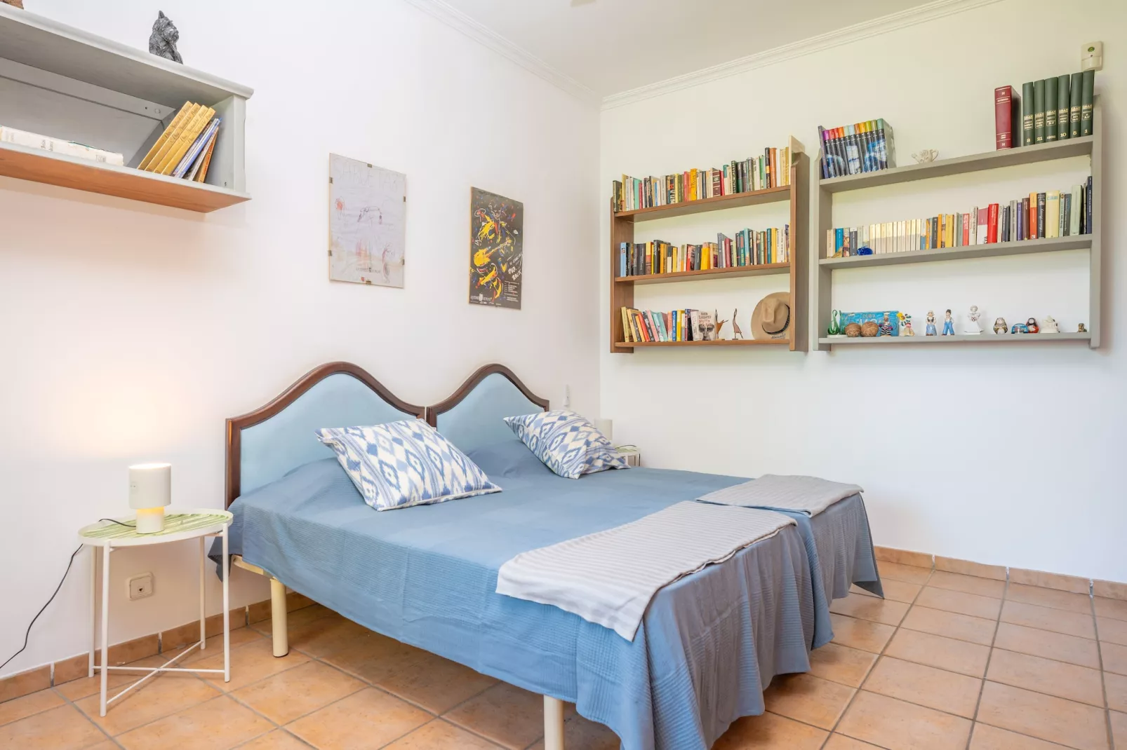 Na Poram-Bedroom