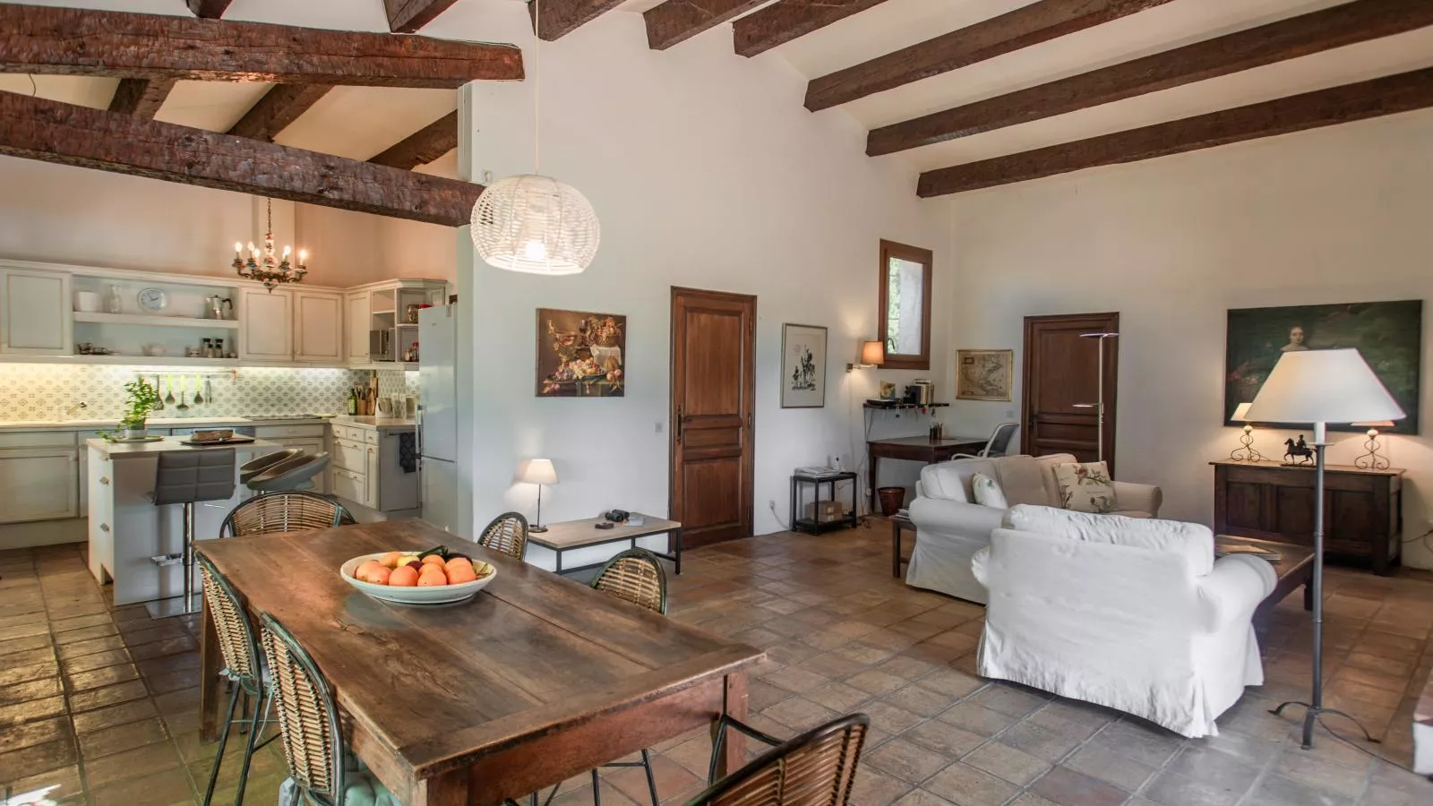 Entre les vignes-Living room