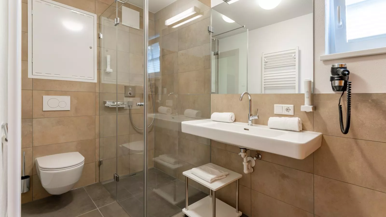 Tauern Suites Mitterwirt TOP 204-Badezimmer