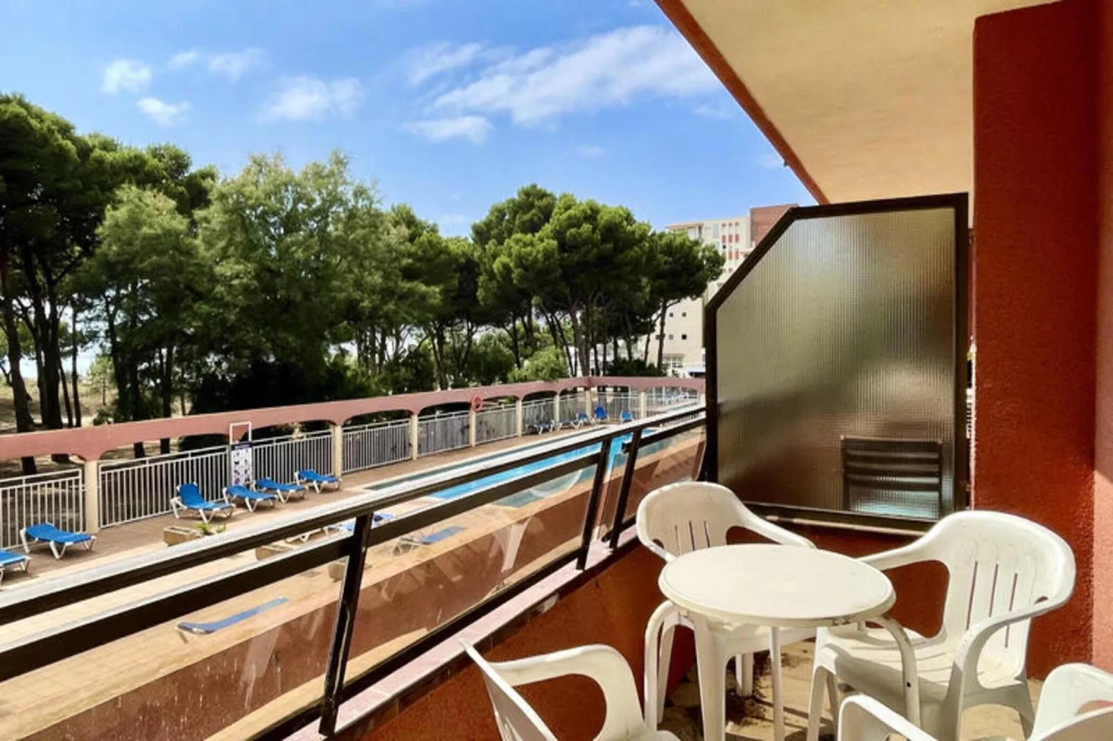 Appartements à L'Estartit-View summer