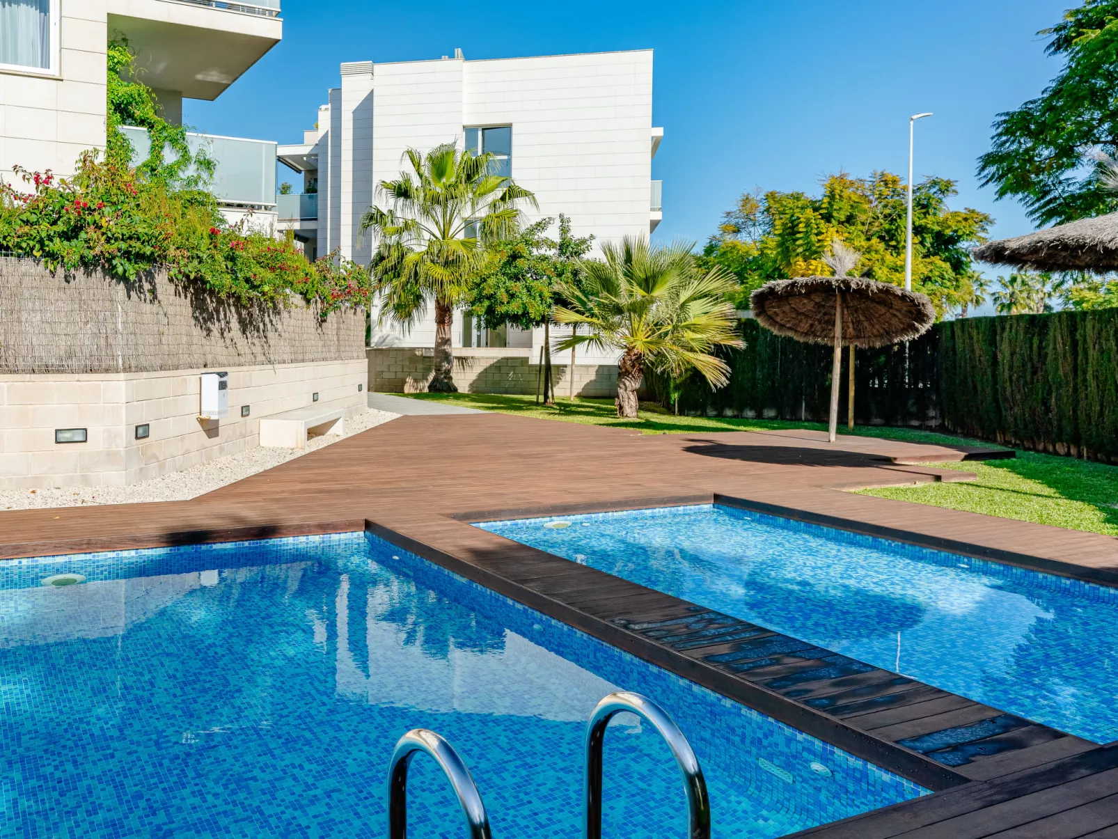 Arenal Boutique Suite-Outside
