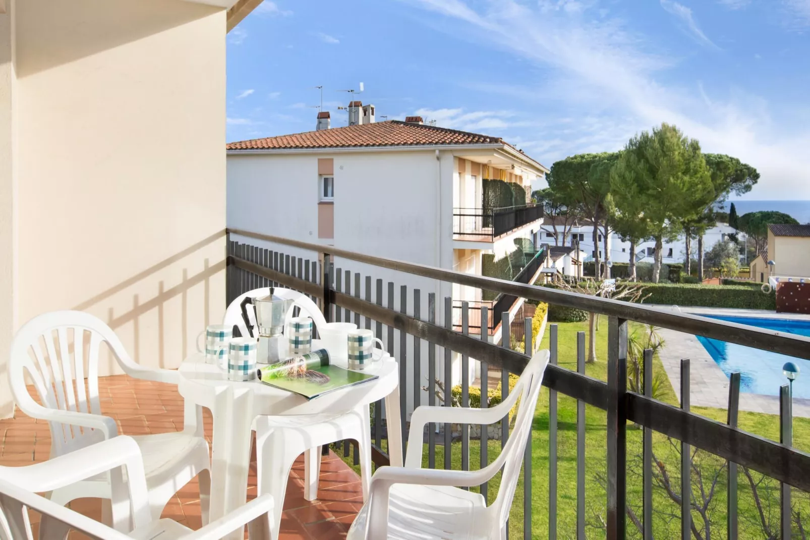 Costa Brava E-6-Terrassenbalkon