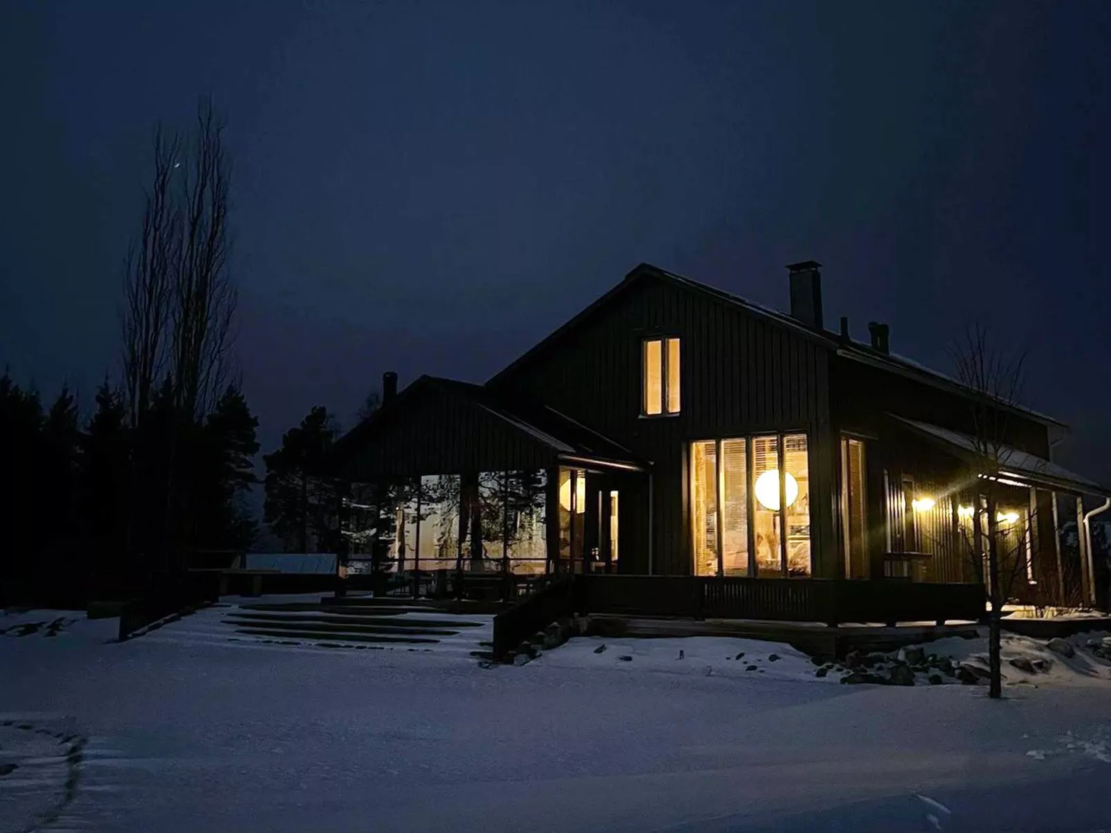 Villa kiviniemi-Draußen