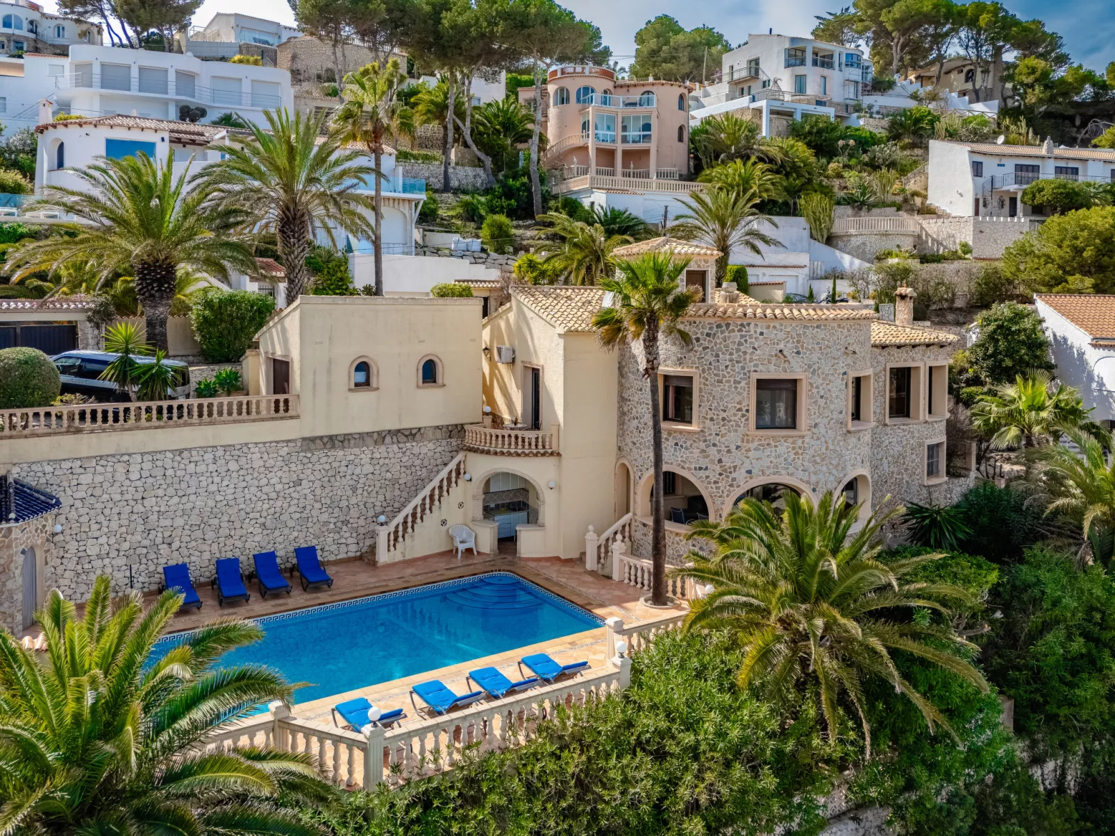 Castillo al Mar-Outside