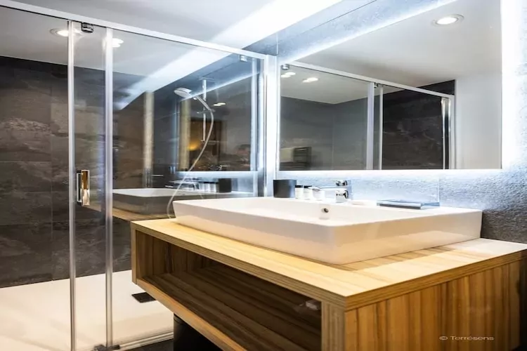 CHAPELLE DABONDANCE Le Flocon Blanc A38P-Salle de bain