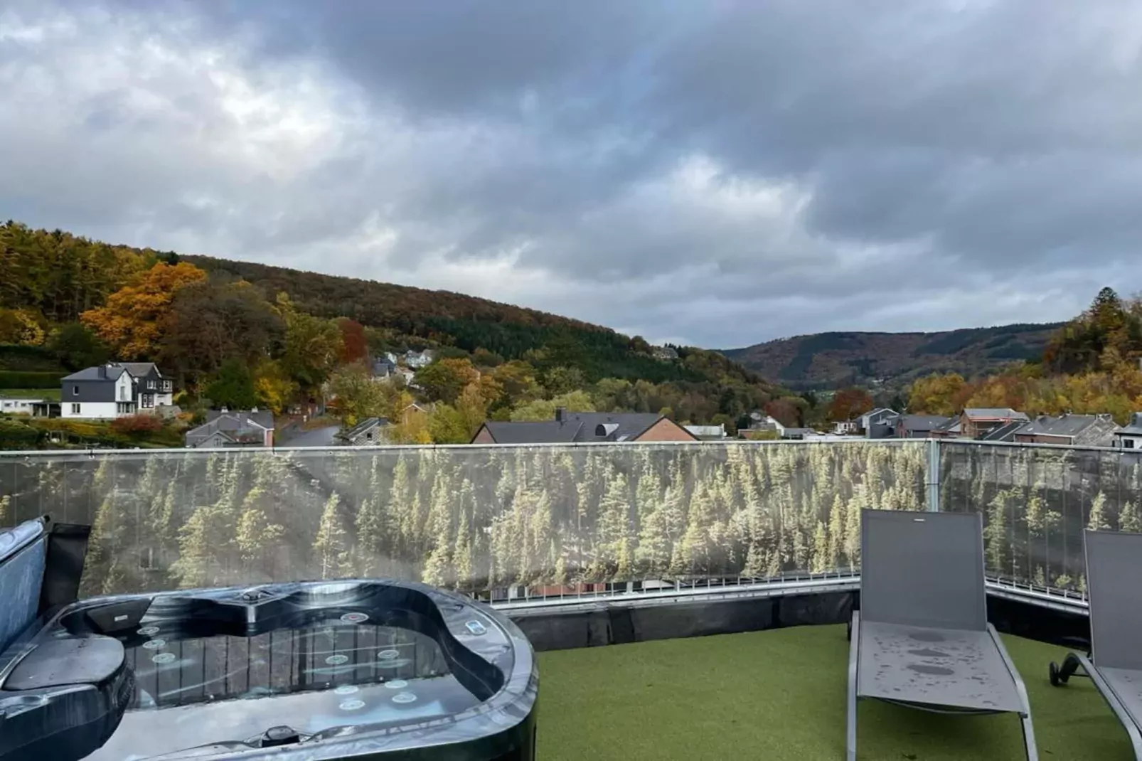 Rooftop Bleu-View summer