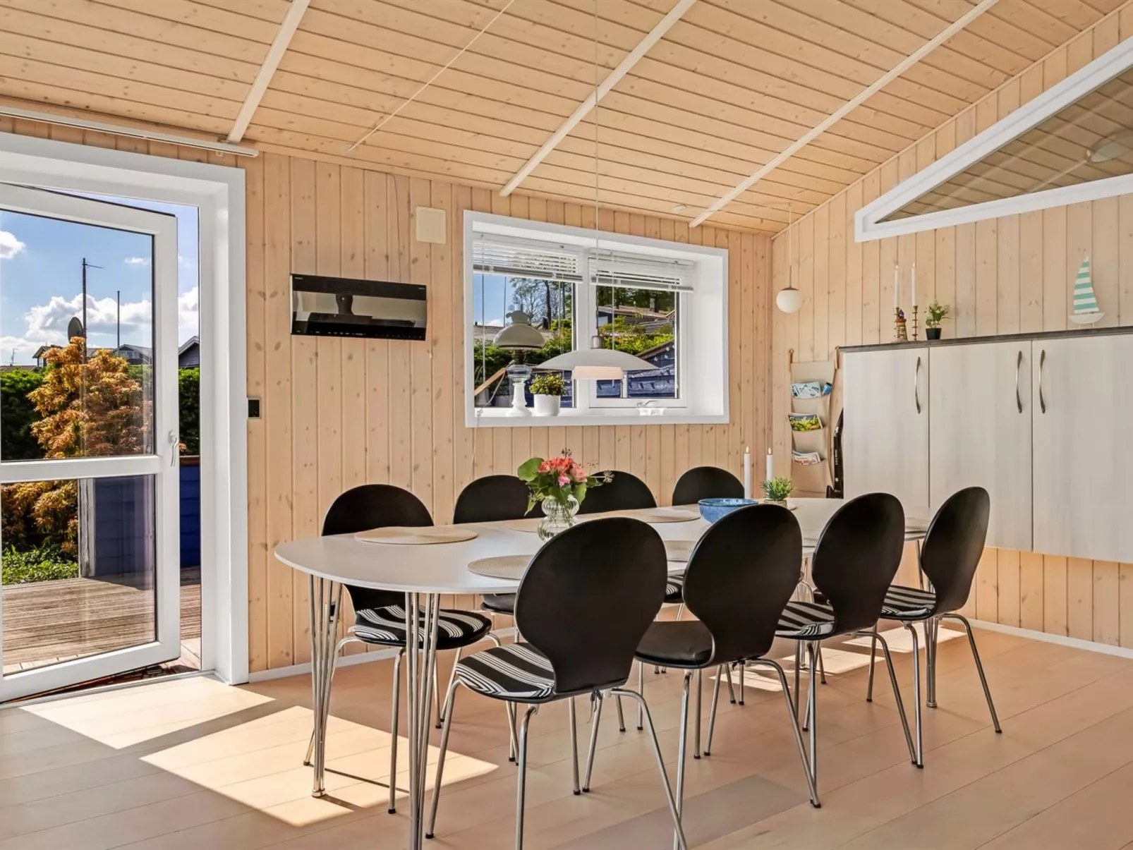 "Jelke" - 500m from the sea-Drinnen