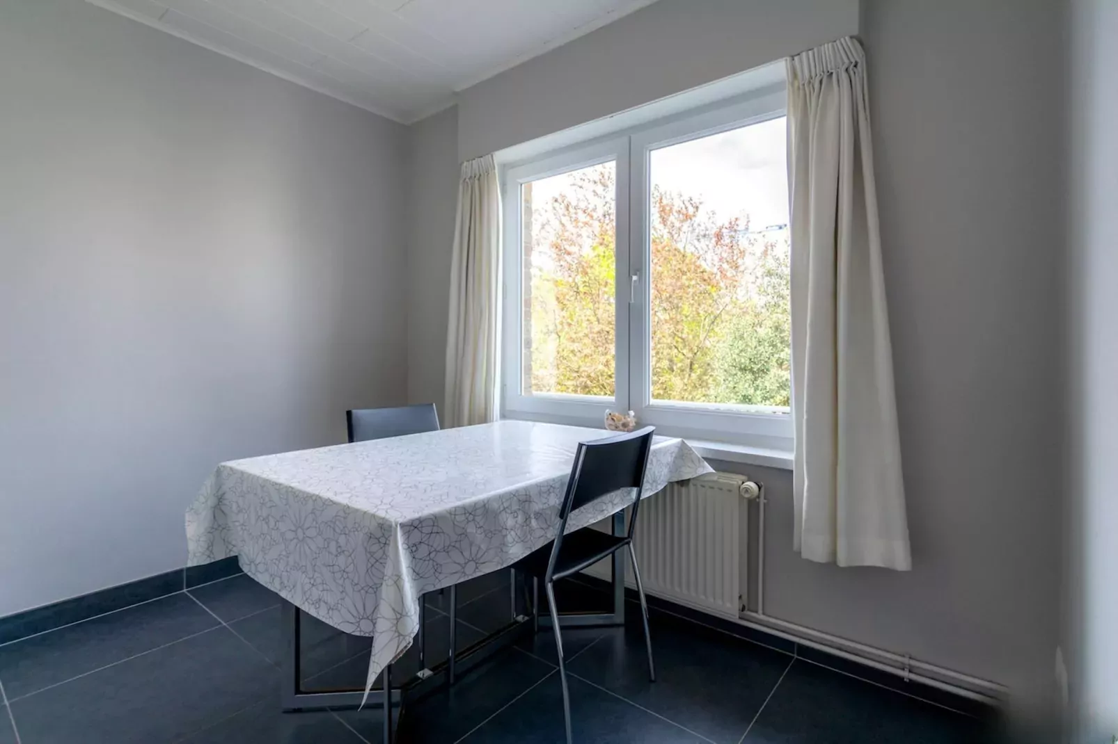 At Home-Salle à manger