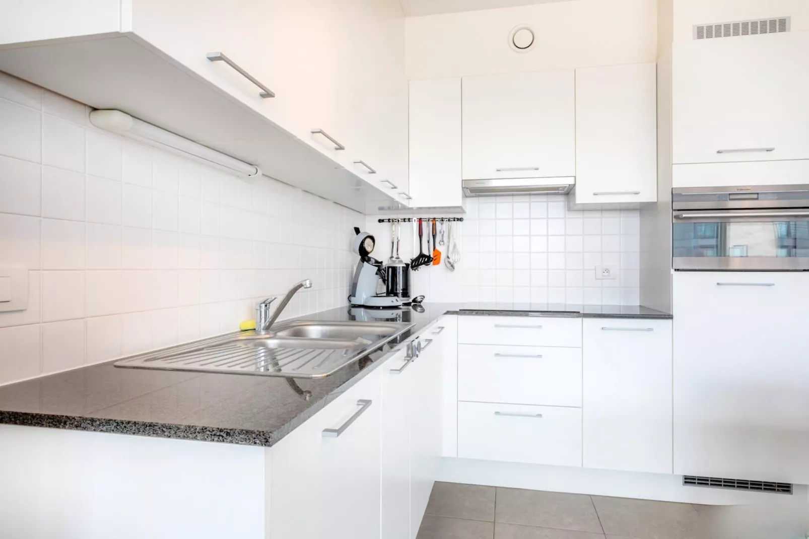 Frudor 0401-Kitchen