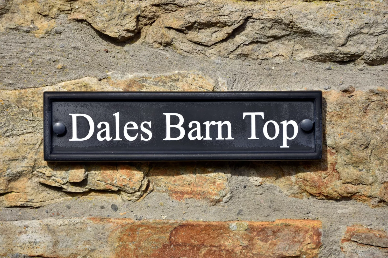 Dales Barn Top-Atmosphere