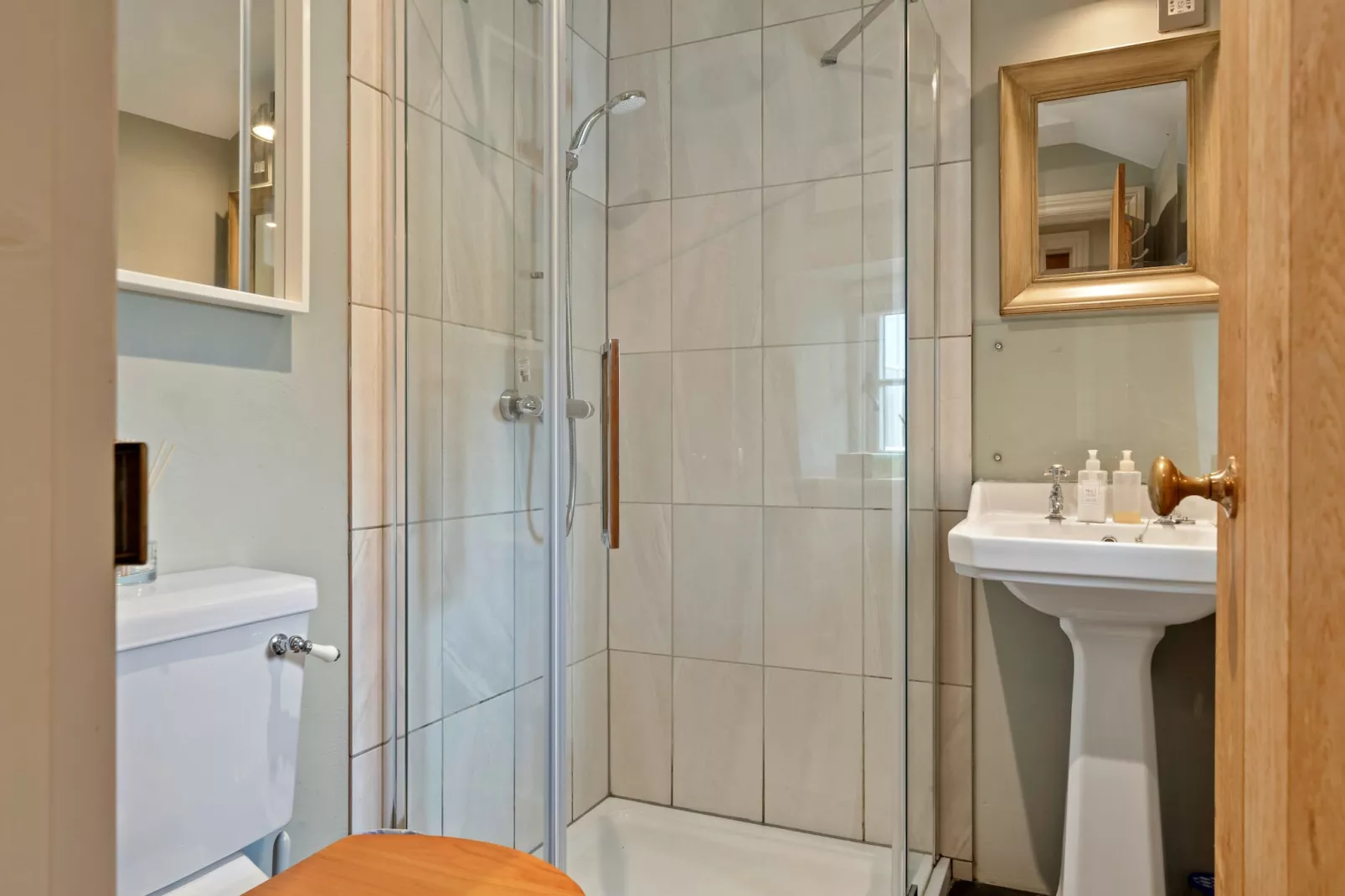 St Eval School House-Bathroom
