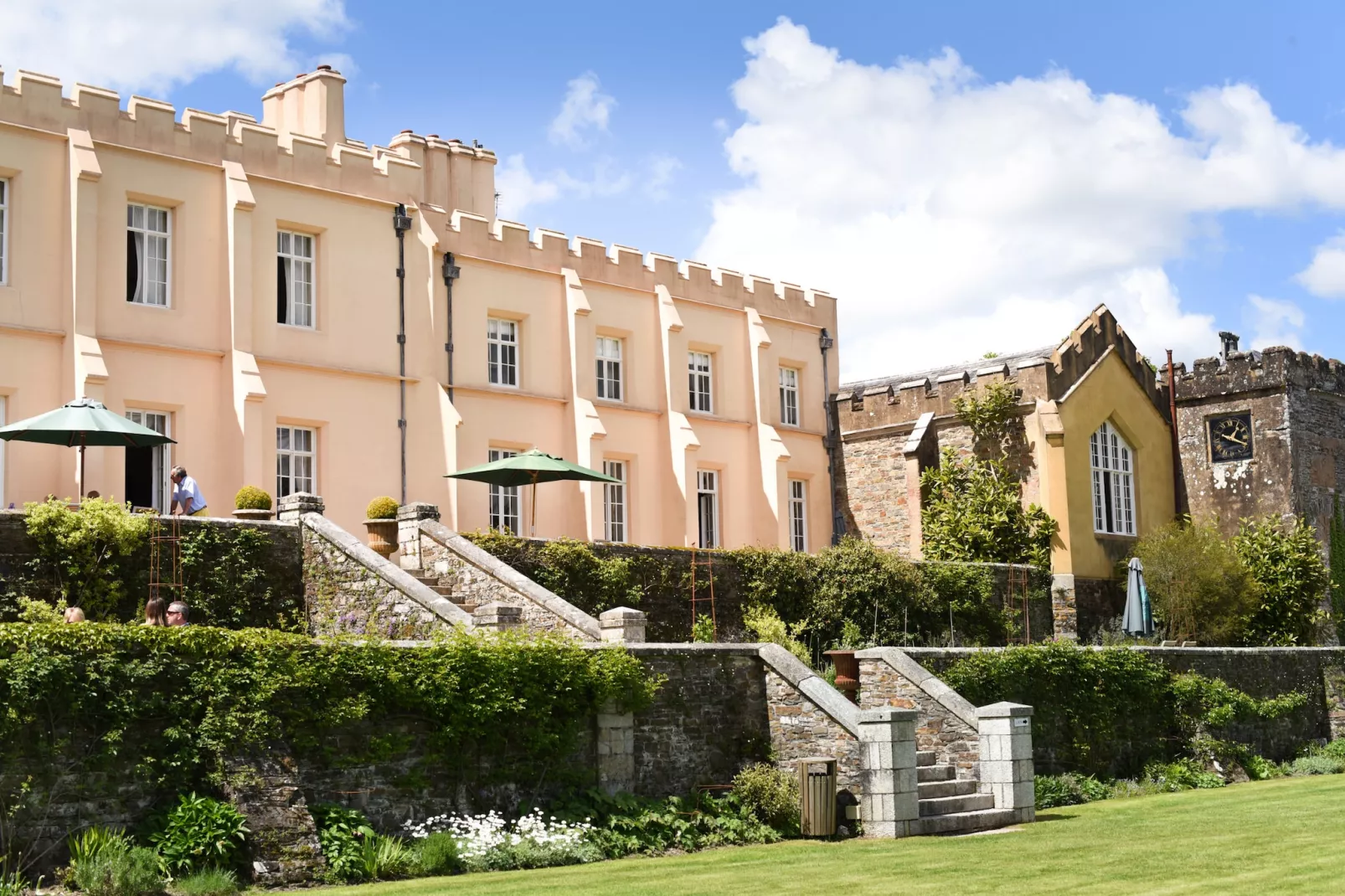 Historic Castle on River Tamar-Extérieur