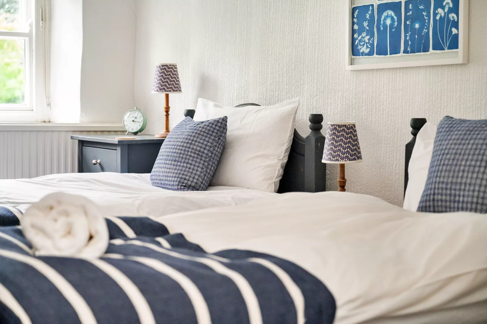 Low Green Cottage-Bedroom