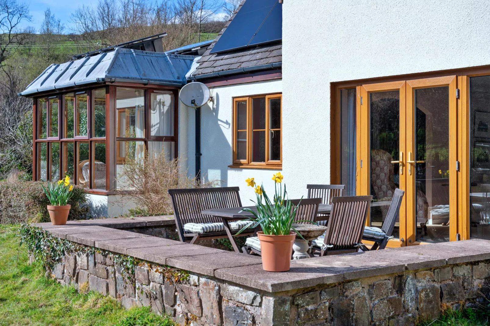 Cwmfron House-Terrace balcony