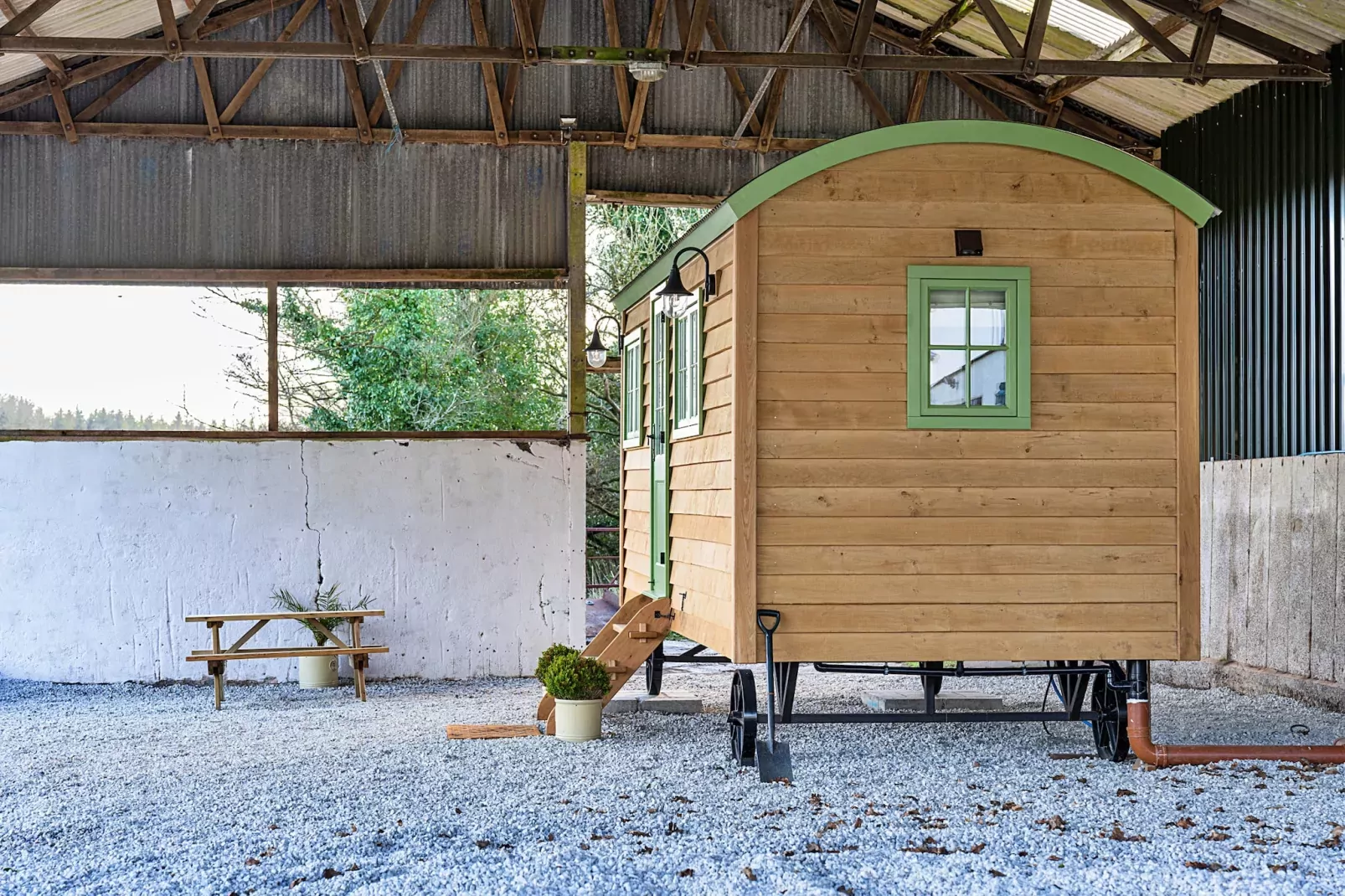 The Shepherd's Hut at Northcombe Farm-Terrace