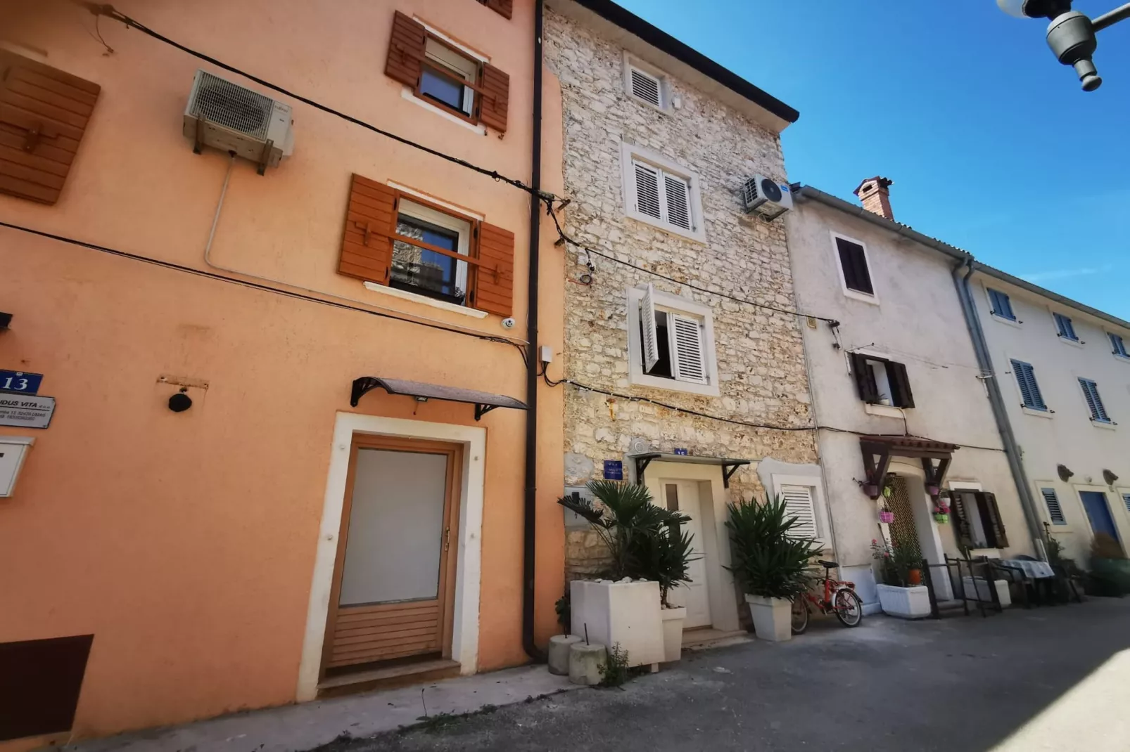 Sea View Holiday Home Umag - Three Bedroom Holiday Home-Outdoor