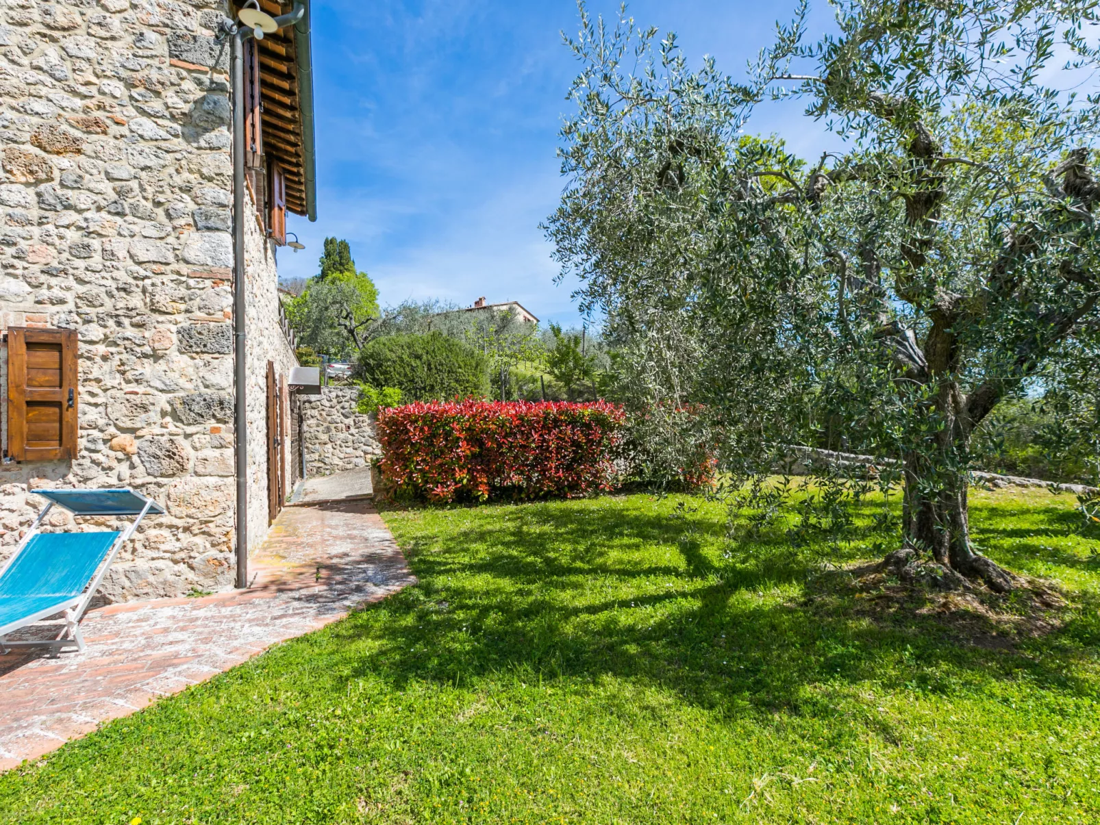 Il Fienile-Outside
