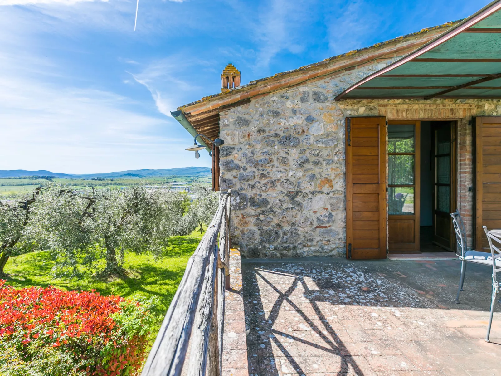 Il Fienile-Outside