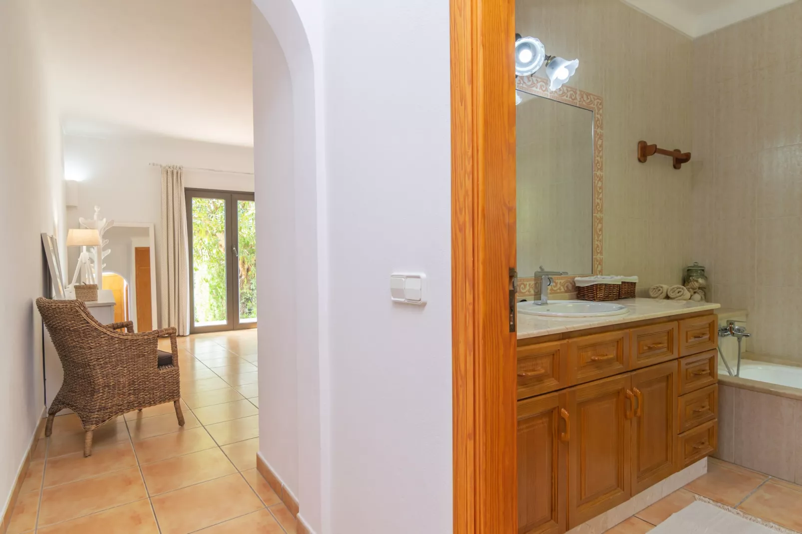 Sa Roca Blanca-Bathroom