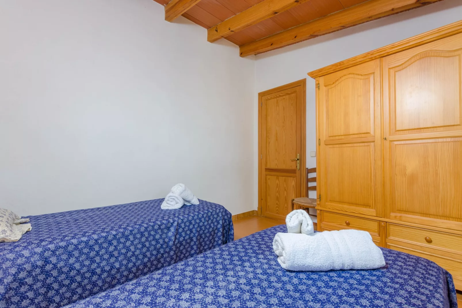 Casa Mas-Bedroom