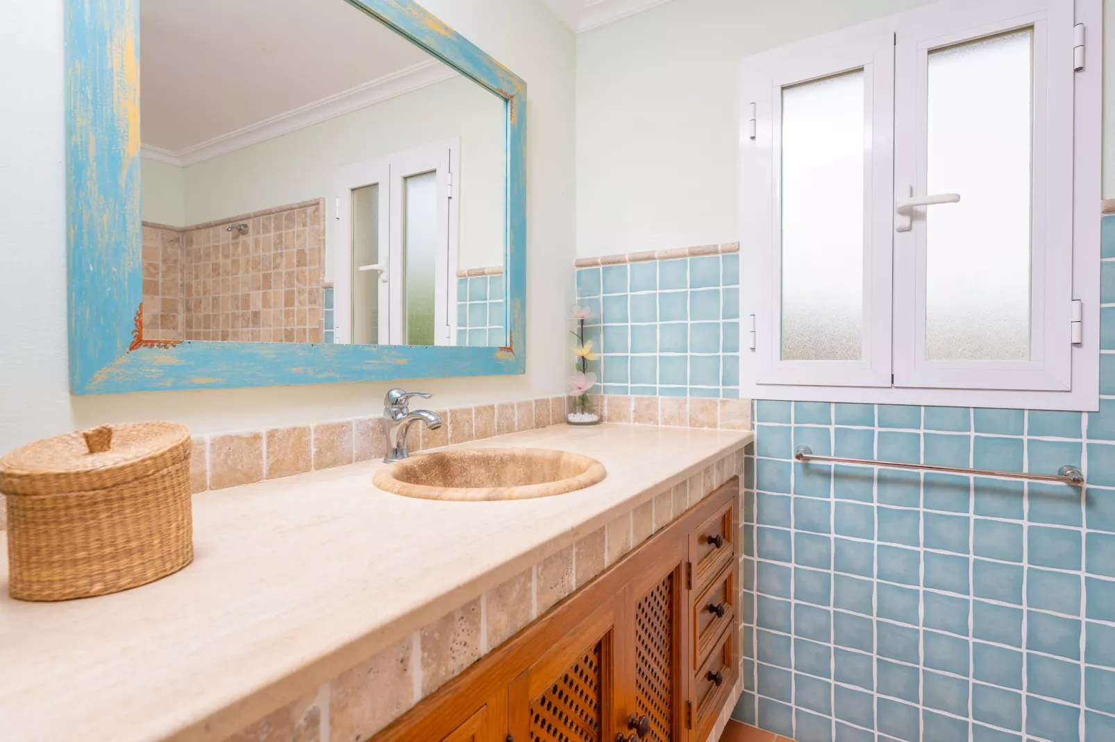 Can Boi Den Cifre-Badezimmer